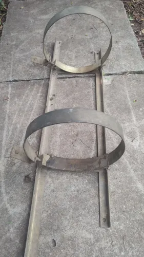 Base fixar cilindro GNV 