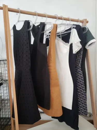 Lote de roupa fem importadas 230 pç sem uso