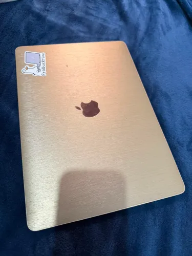 MacBook Air M1 2020 - 8GB RAM / 256GB SSD - Excelente Estado