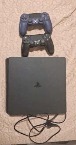Ps4 Slim 500GB USADO + Dois controles com cabo USB + Caixa original
