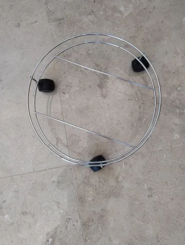 Suporte pra botijão de gás com rodinhas