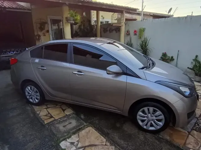 Hyundai HB20S C.plus/c.style 1.6 Flex 16V Mec.4p 2019