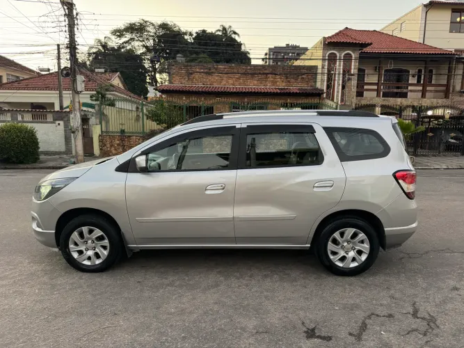 Chevrolet Spin LTZ 1.8 8V Econo.flex 5P Aut. 2016