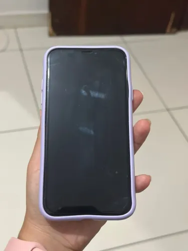 iPhone XR em muito bom estado