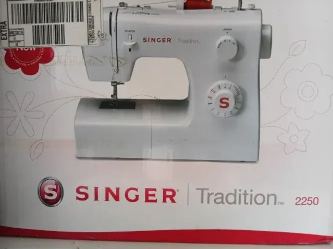 Maquina costura Singer