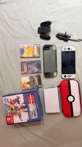 Nintendo Switch OLED Branco - Completo na Caixa + 3 Jogos