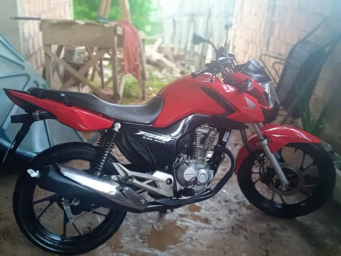 Vende-se fan 160. Ano 2024, faltando apenas 10 parcelas.