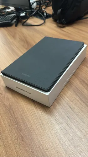 Tablet s6 lite - 64gb / caneta + capa (caixa original)