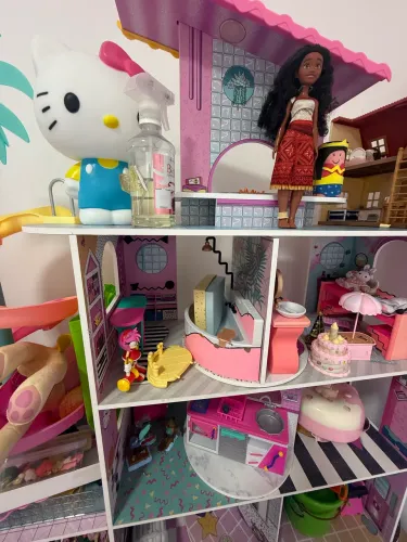 CASA DA LOL( OMG FASHION HOUSE)