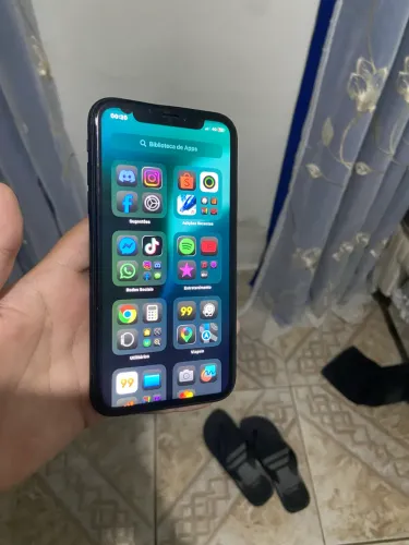 iPhone XR seminovo
