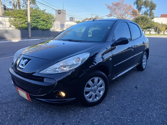 Peugeot 207 XR Sport 1.4 Flex 8V 5P 2010