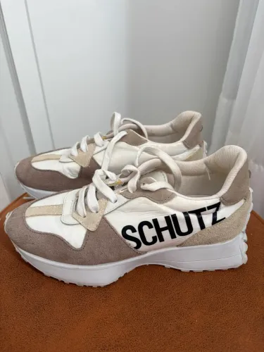 Tênis Schutz