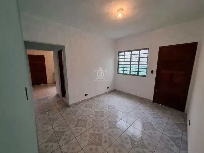 Casa Térrea para Locação em Mauá, Vila Assis Brasil, 2 dormitórios, 1 banheiro, 5 vagas