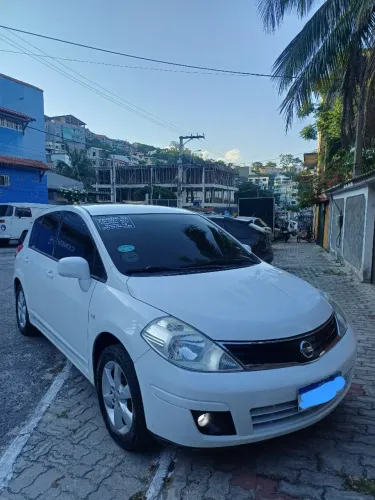 Nissan Tiida S 1.8/1.8 Flex 16V Mec. 2013