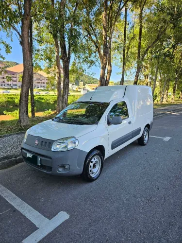 Fiat Fiorino Furgão Work. Hard 1.4 Flex 8V 2P 2017