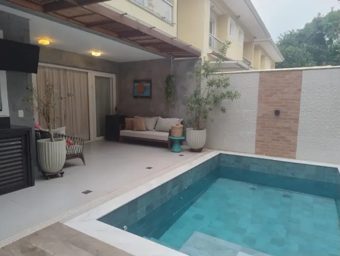 Casa no condomínio SUN VILLAGE para locação com 5 quartos, sendo 5 suítes, 280m²