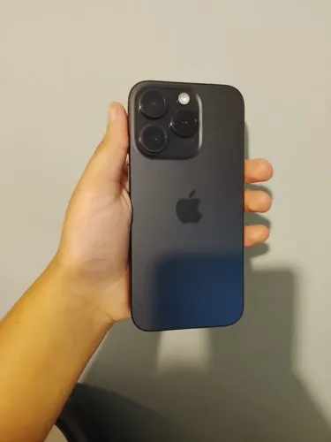 iPhone 15 pro 256GB