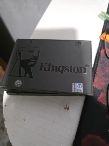 Lote 4 SSD 480gb, Kingston e Sandisk