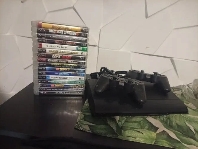 Playstation 3 super slim 250 GB