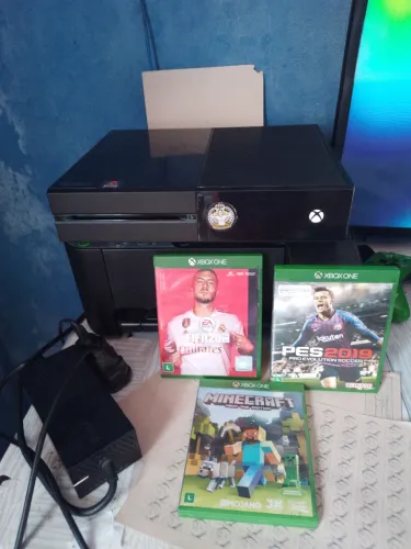Xbox one com jogos