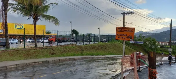 AREA à venda, Jardim Vitória - Belo Horizonte/MG