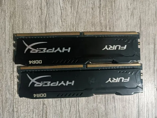 memória RAM hyperx ddr4