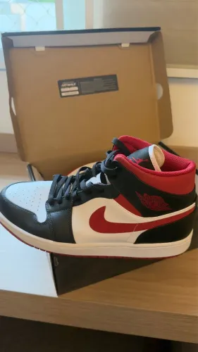 Nike Air Jordan 1 MID 44 ORIGINAL NOVO
