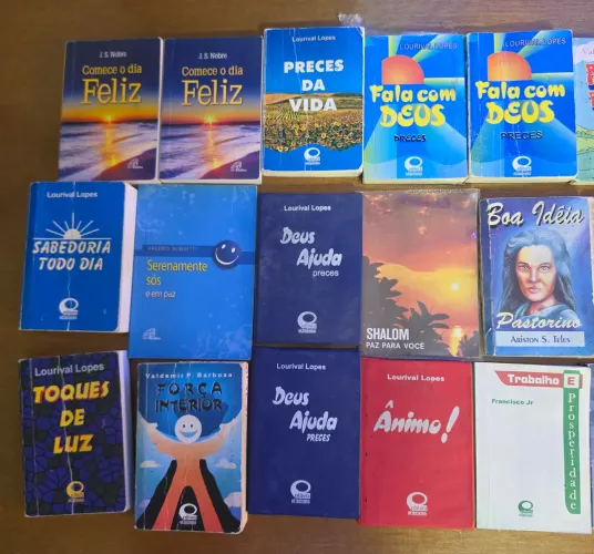 Cada livro de bolso por 2.00