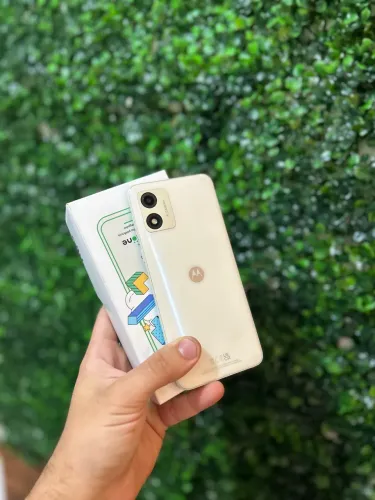 Motorola e13 