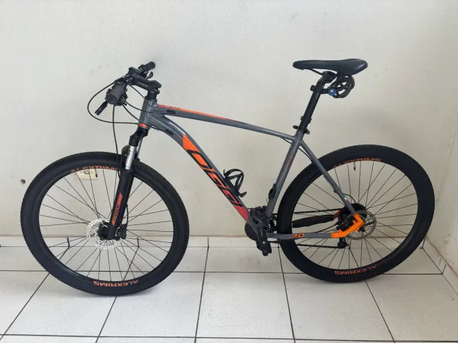 Bicicleta Oggi Big Wheel 7.0 - Muito Nova + Brindes