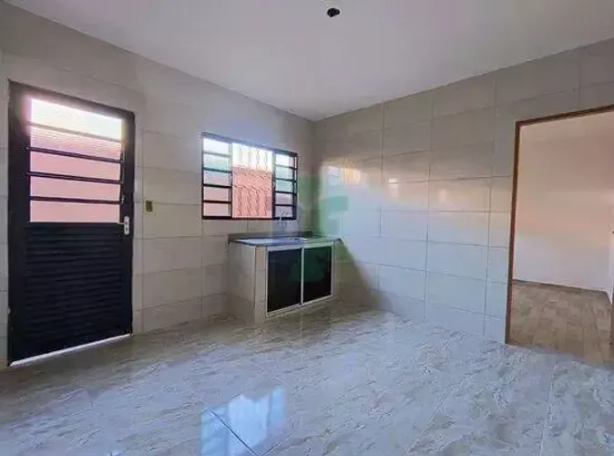 CA2602 Casa Espaçosa no Jardim Pedra Mar Conforto e Tranquilidade