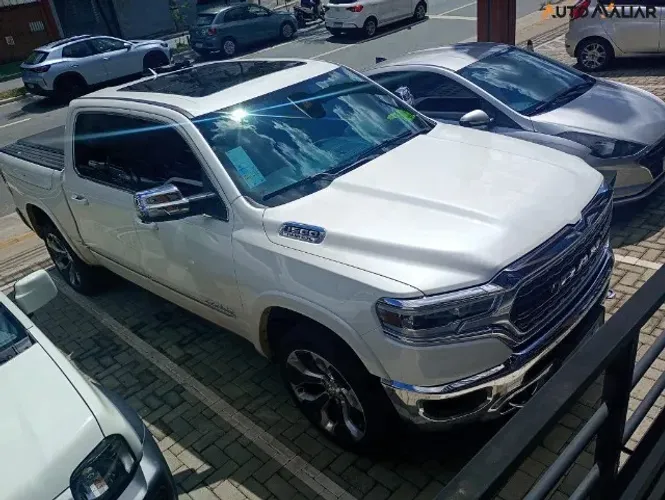 Ram 1500 Limited 5.7 CD 4X4 Aut. 2023