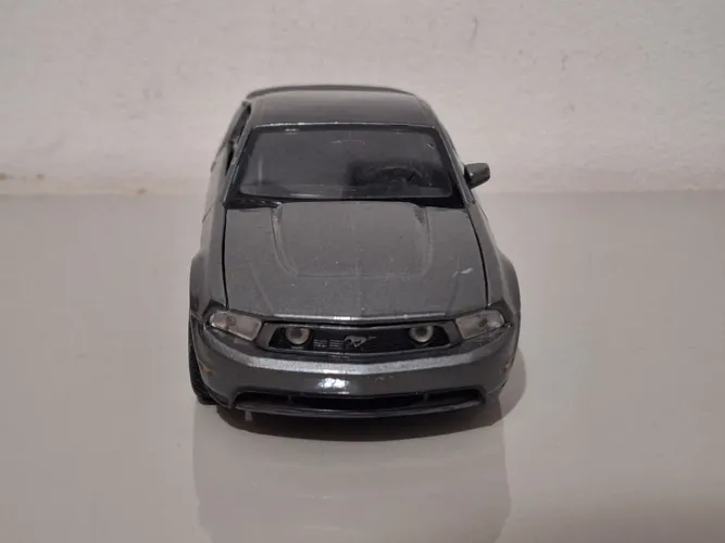 2011 Ford Mustang GT Escala 1/24