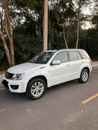 Suzuki Grand Vitara 2.0 16V 4x2/4x4 5P Mec. 2014