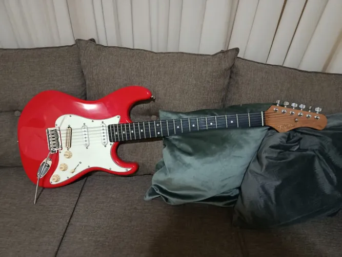 Guitarra Tagima T640 captação V70 Suhr, e malagoli