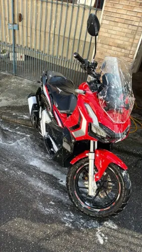 Honda adv (parcelada)