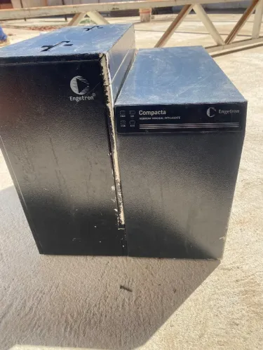 Nobreak Engetron 3000VA + Banco de Baterias GEX-3030