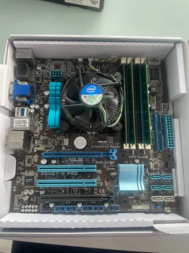 Kit PC Completo: ASUS P8H67-M PRO + Intel Core i3 + RAM + GT 730 4GB (Pronto para Uso!)