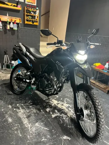 Vende-se Lander 250