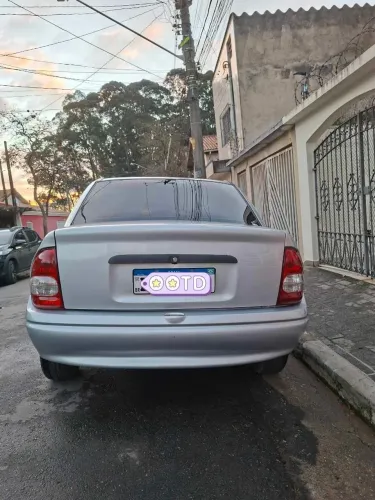 Chevrolet Corsa Sedan 1.0 MPFI 8V 71cv 4P 2004
