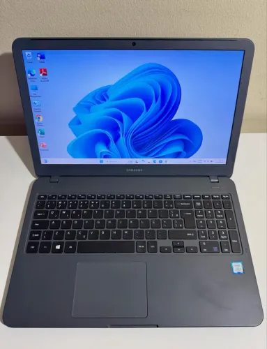 NOTEBOOK SAMSUNG i5 16GB