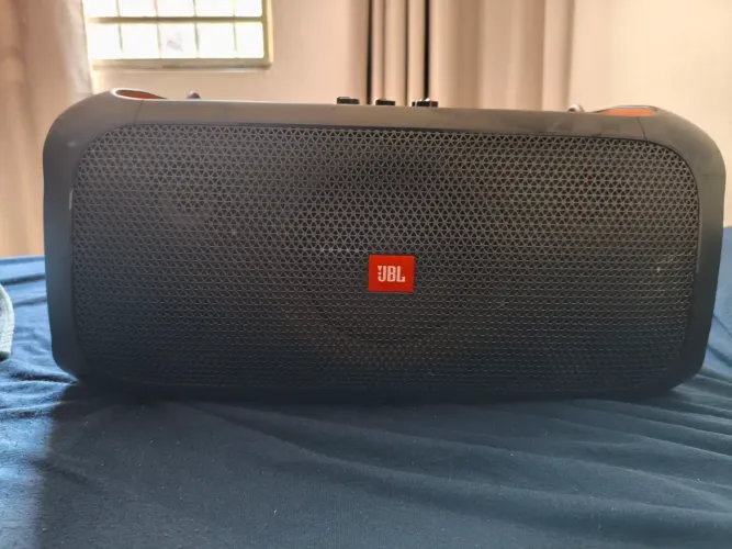 Vendo caixa de som JBL