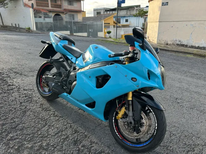 GSXR srad 1000 2005