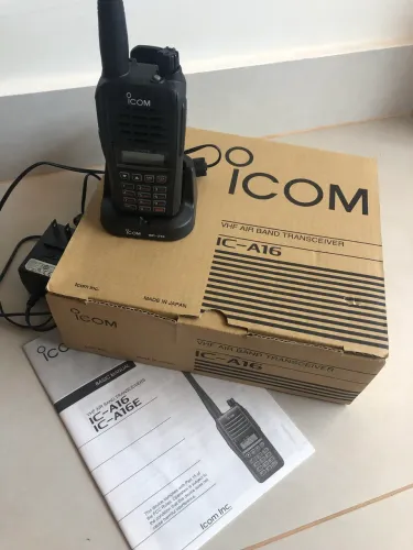 Rádio ICOM A16