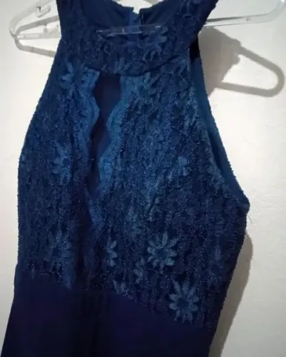 Vende-se vestido de festa longo azul