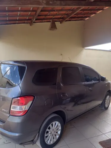Chevrolet Spin LT 1.8 8V Econo.flex 5P Mec. 2013