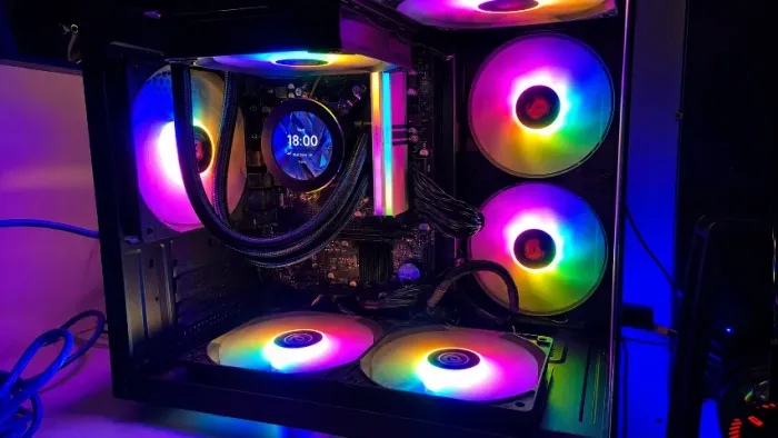 Ryzen 5 4600G 16GB Asgard RGB - Water Cooler Holografico - SSD 120gb - HD 500GB