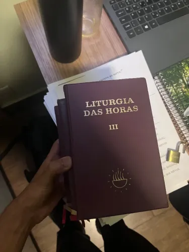 Breviários - liturgia das horas