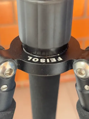 Tripé Fibra de Carbono Feisol CT-3441 Traveler - Profissional (Sem Cabeça)