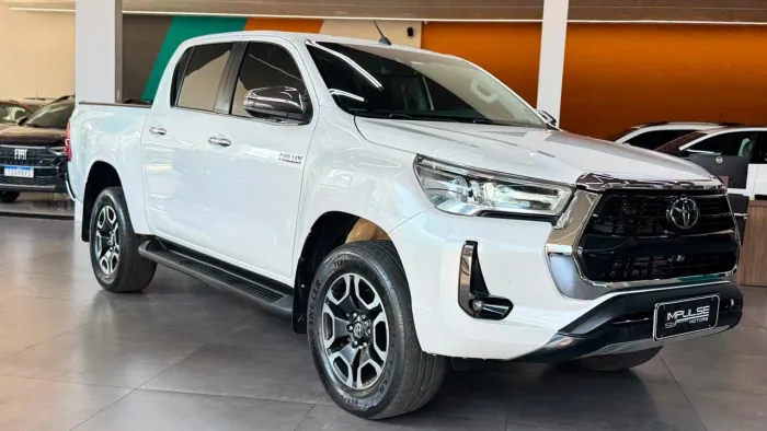 Toyota Hilux CD SRX 4X4 2.8 TDI 16V Diesel Aut. 2023